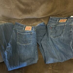 Men’s Levi 569 jeans